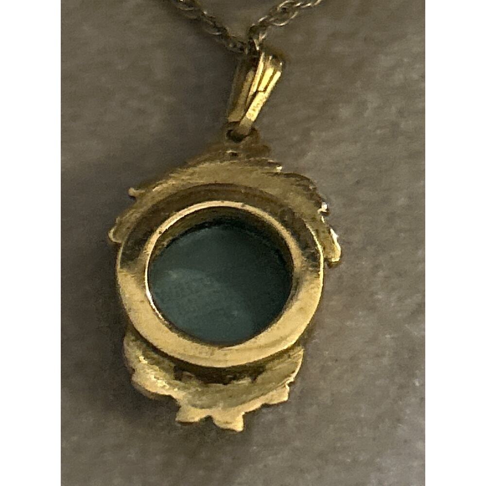 Wedgewood Sage Green Jasperware Pendant - Picture 2 of 5